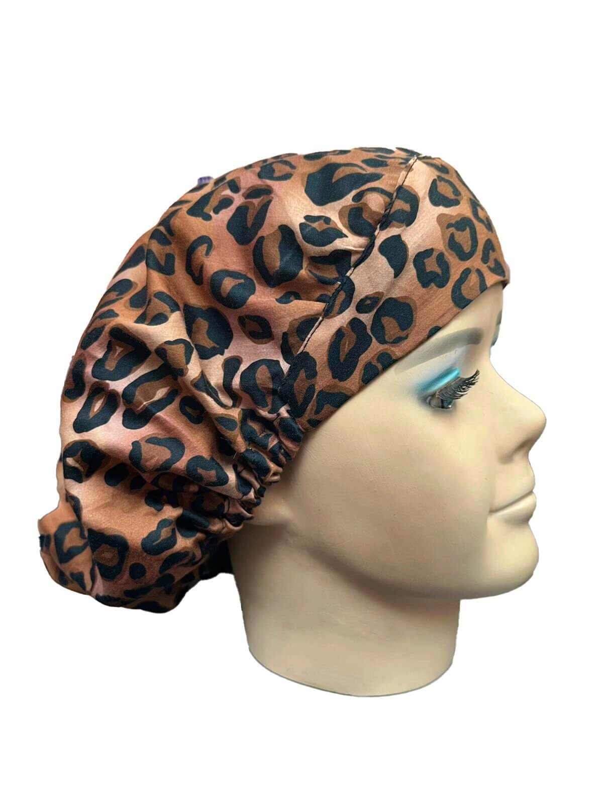 Gorrito de dama Leon